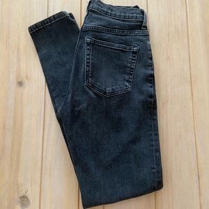 Everlane The High-Rise Jean size 26T | EUC